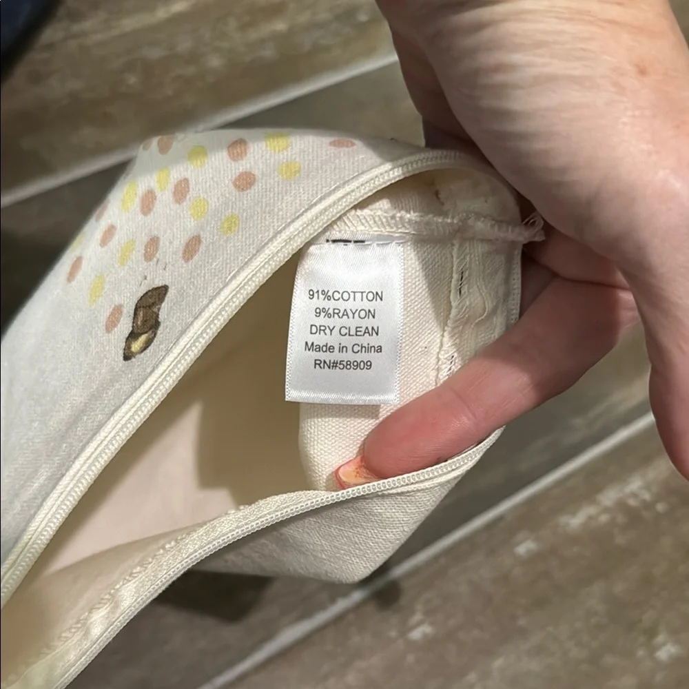 Elegant Cream Pouch
